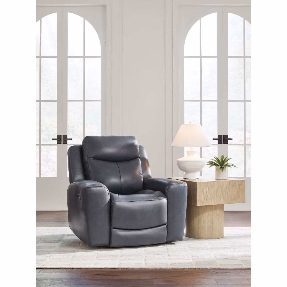 Bexhurst Power Recliner - Image 3
