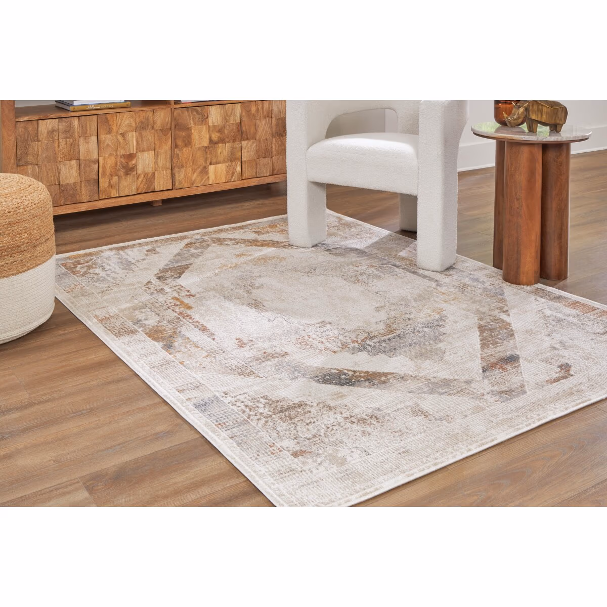 Varnwood 8' x 10' Rug - Image 3
