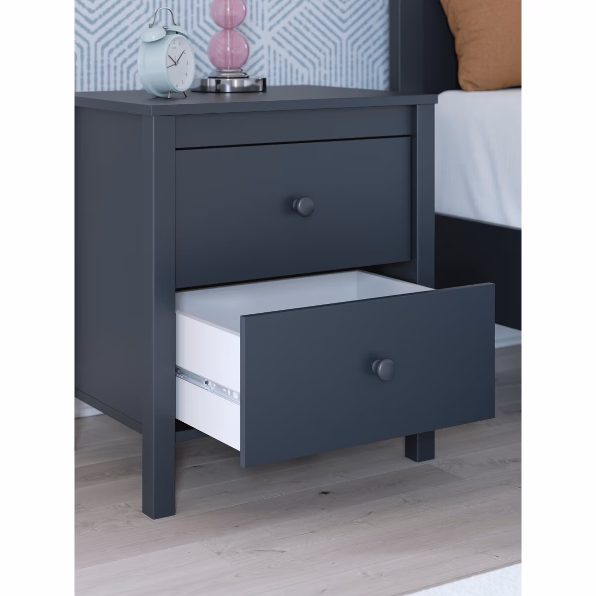 Simmenfort Nightstand - Image 11