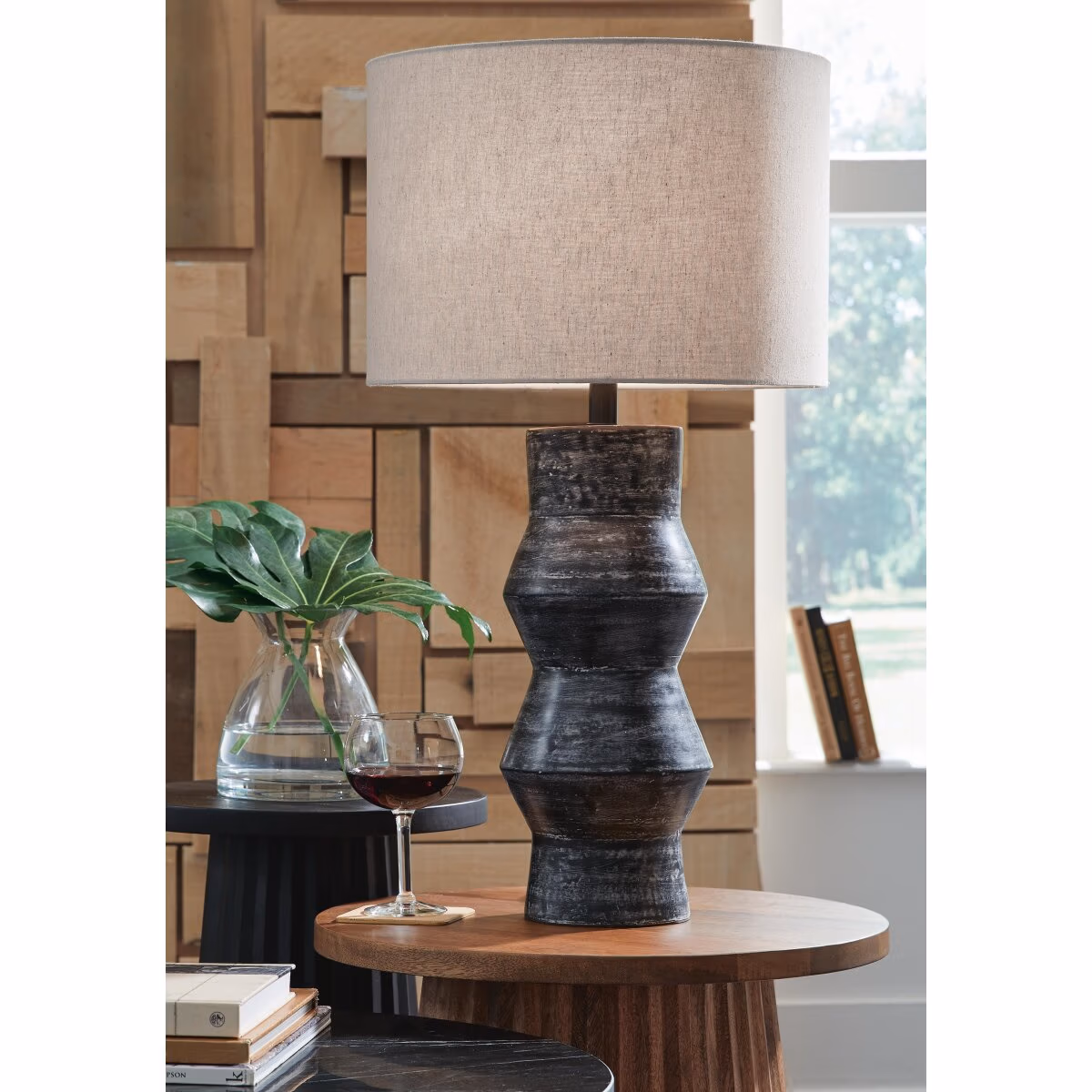 Kerbert Table Lamp - Image 3