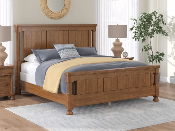 Rowlenstown King Poster Bed - Image 3