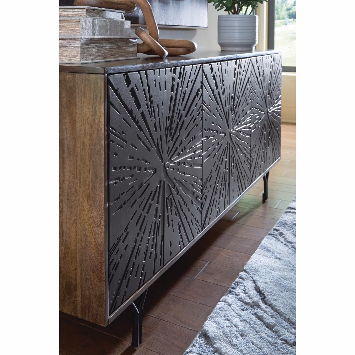 Lavinmont Accent Cabinet - Image 8