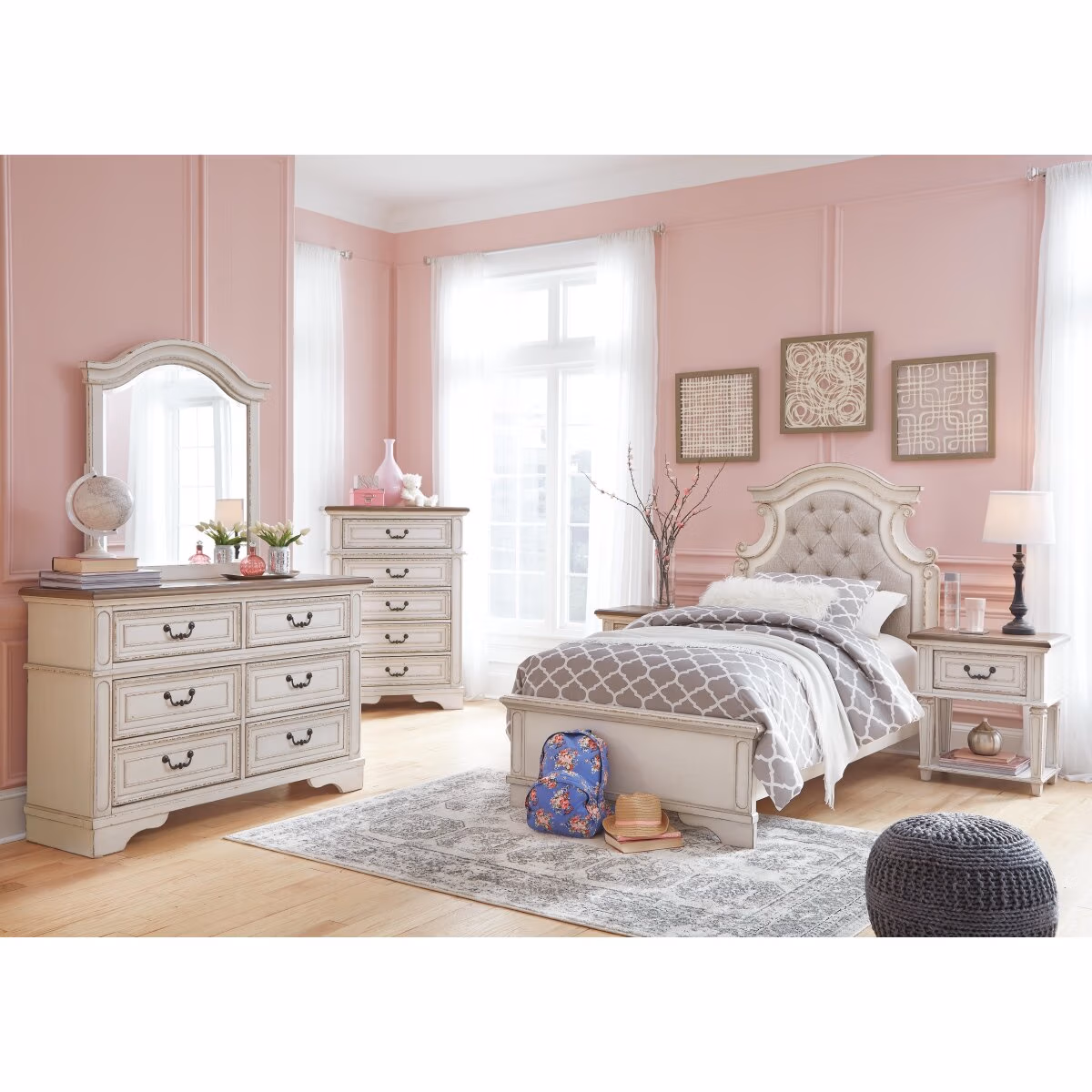Realyn Nightstand - Image 8