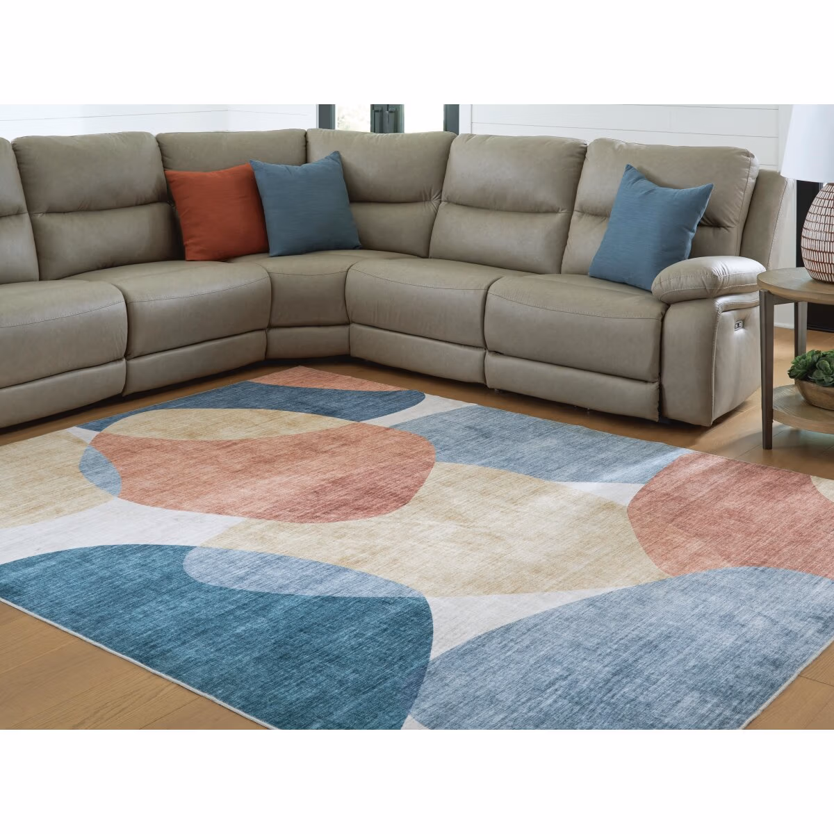 Chanleigh Washable 7'6" x 9'6" Area Rug - Image 3