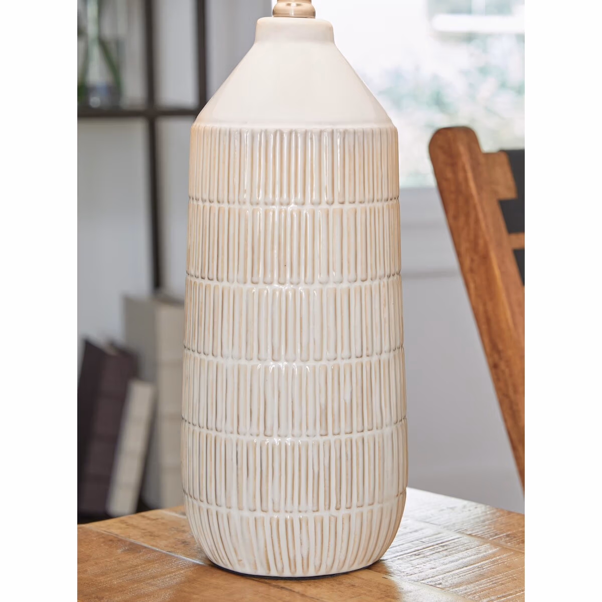 Willport Table Lamp (Set of 2) - Image 5
