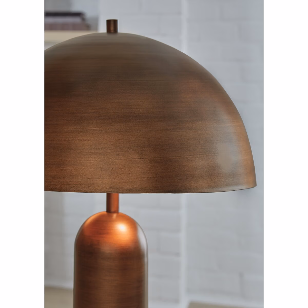 Wendfield Table Lamp - Image 4