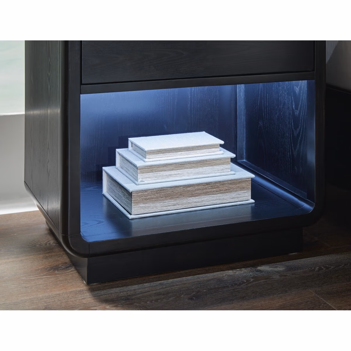 Rowanbeck Nightstand - Image 9