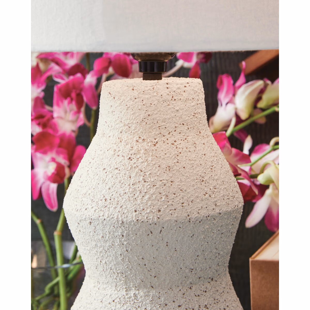 Dawthorne Table Lamp - Image 4