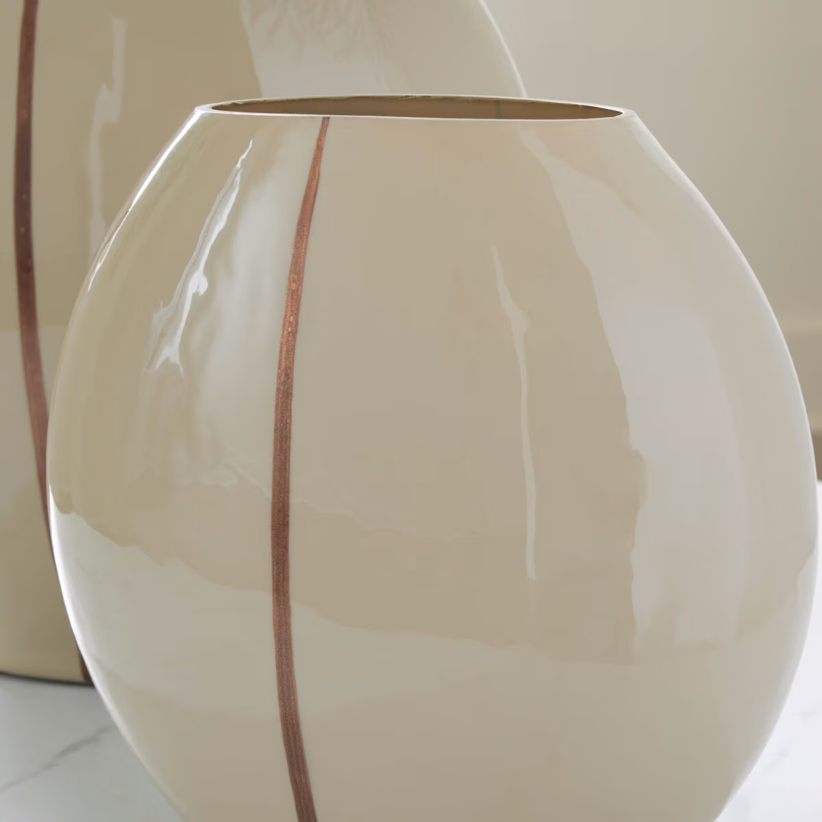 Sheabourne Vase - Image 5