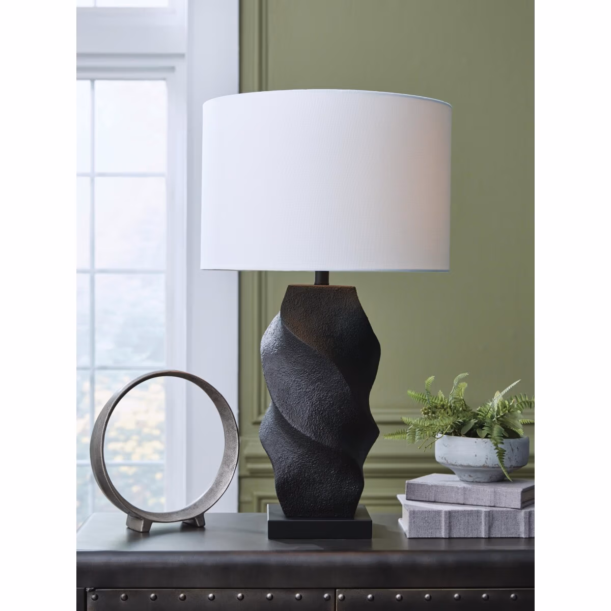 Amillion Table Lamp - Image 3