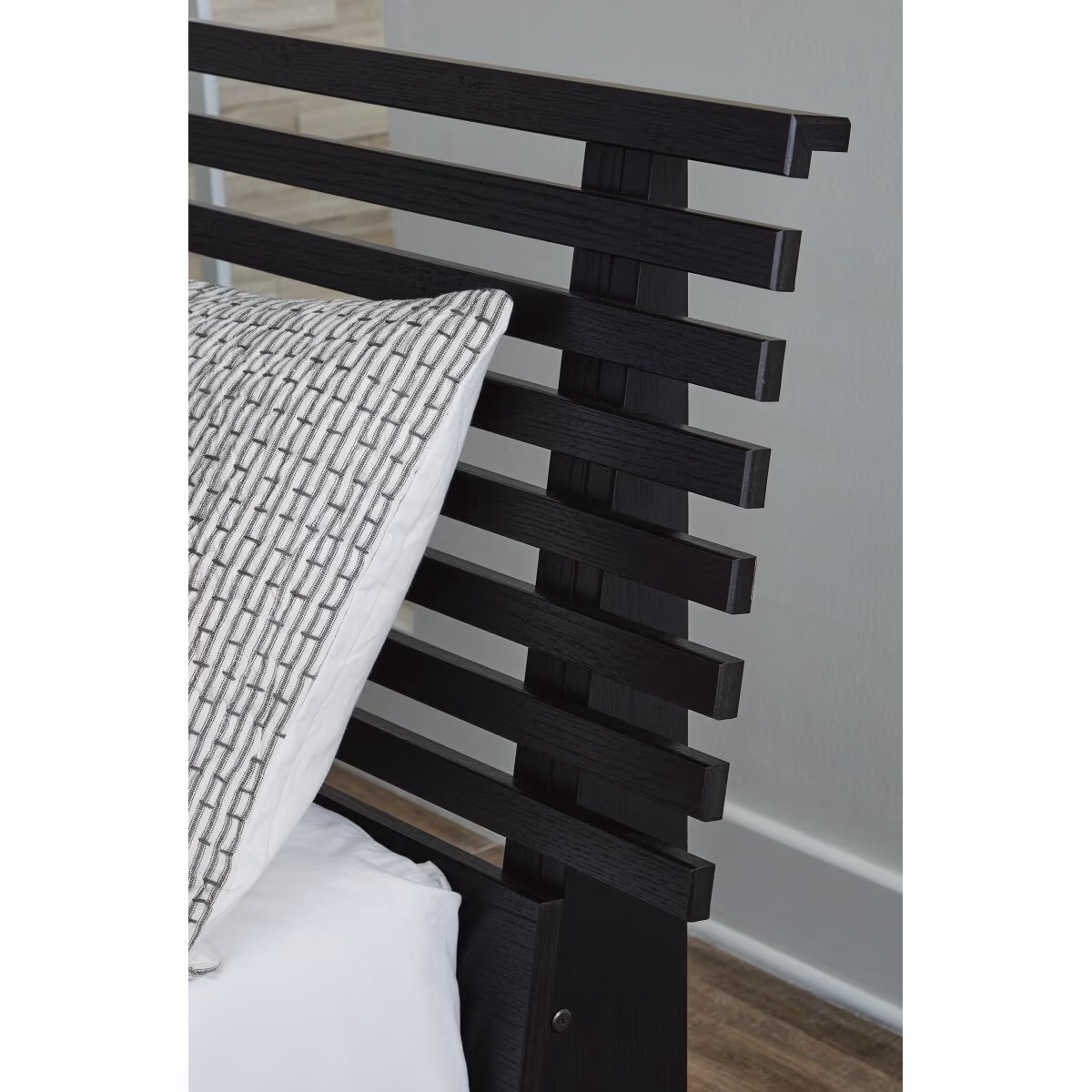 Danziar Full Slat Headboard - Image 4