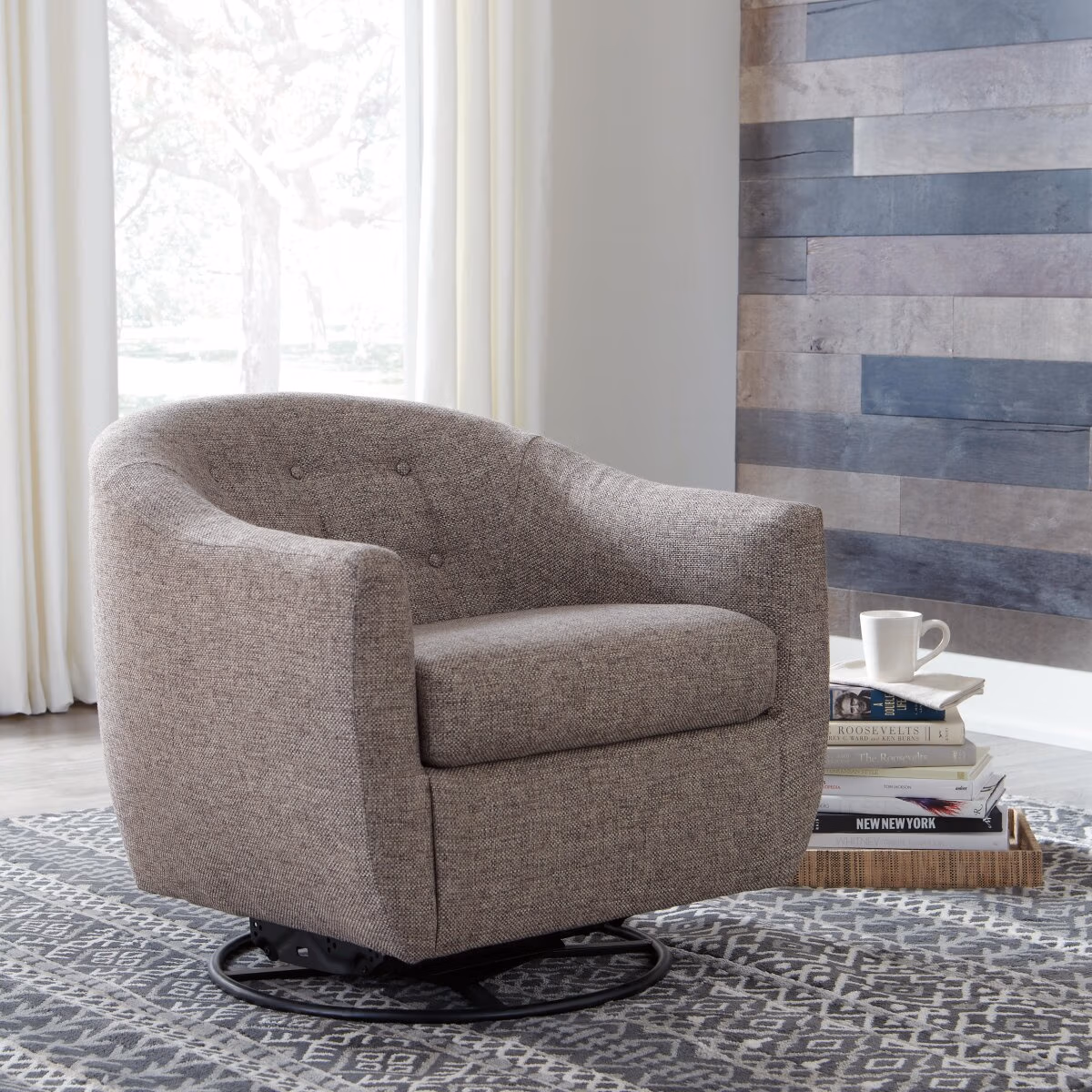 Upshur Accent Chair - Image 3