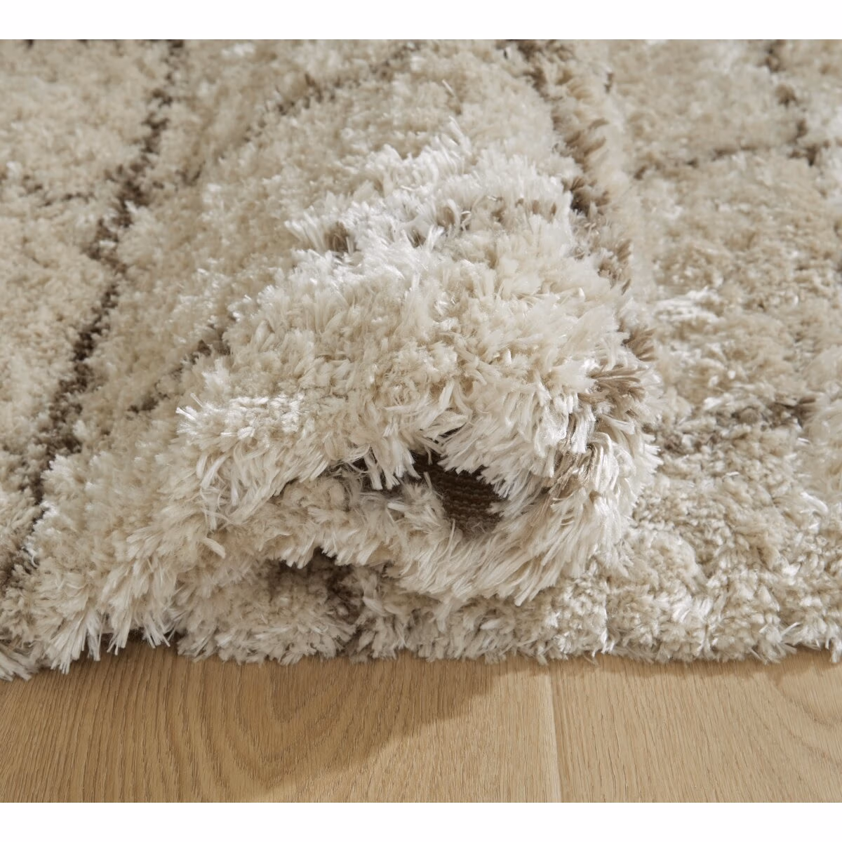 Wrenlow 8' x 10' Rug - Image 5