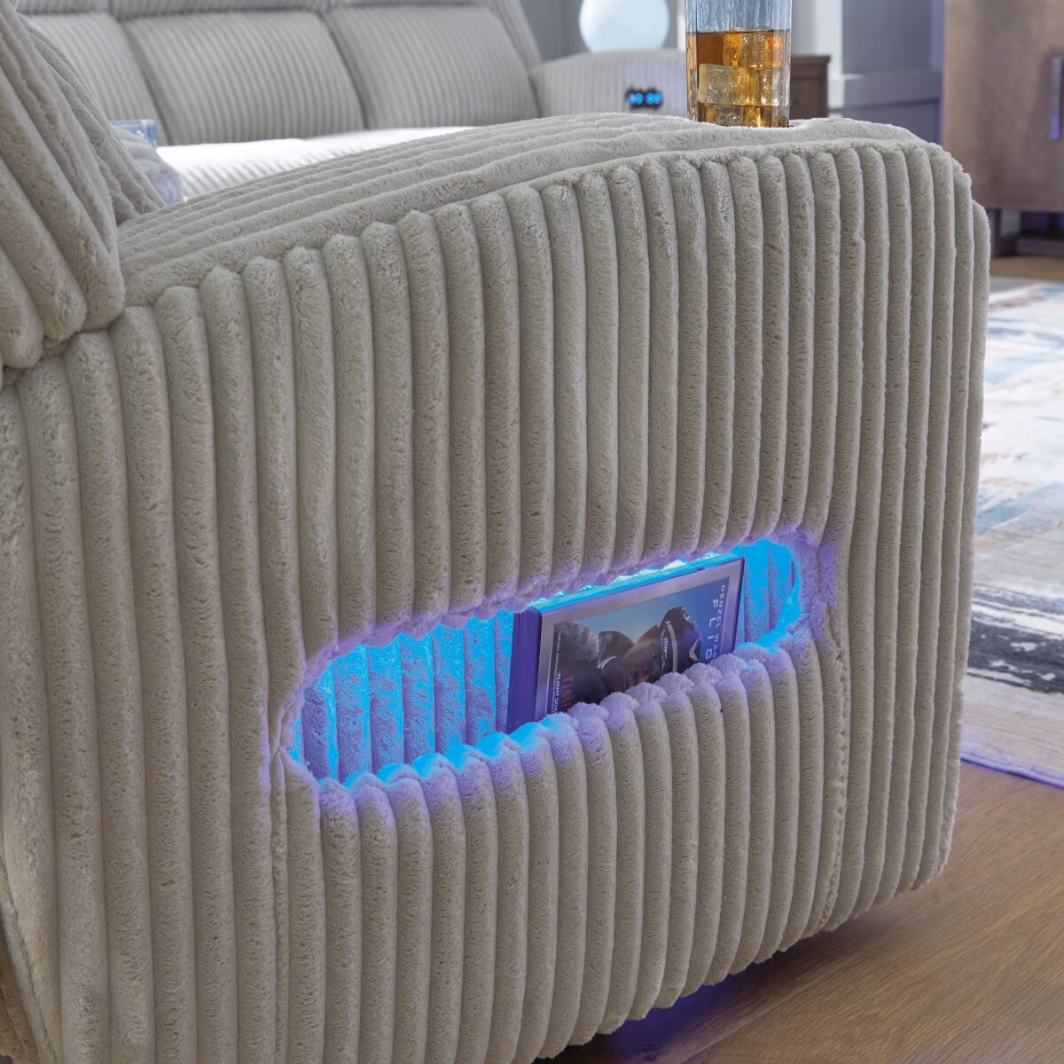 Forest Lake Power Reclining Sofa - Image 12