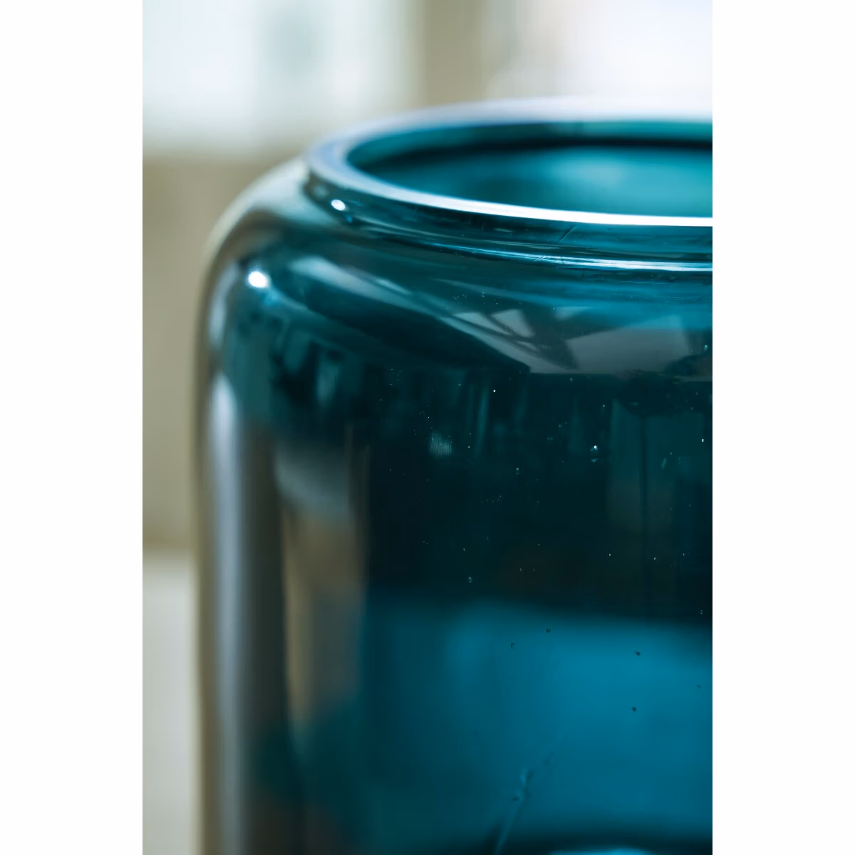 Inisland Vase - Image 4