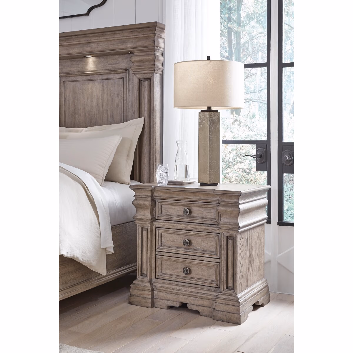 Blairhurst Nightstand - Image 3