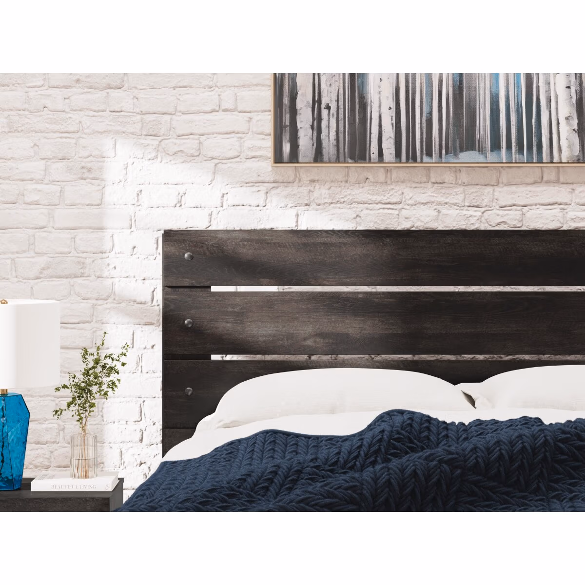 Hollivern King Panel Bed - Image 11