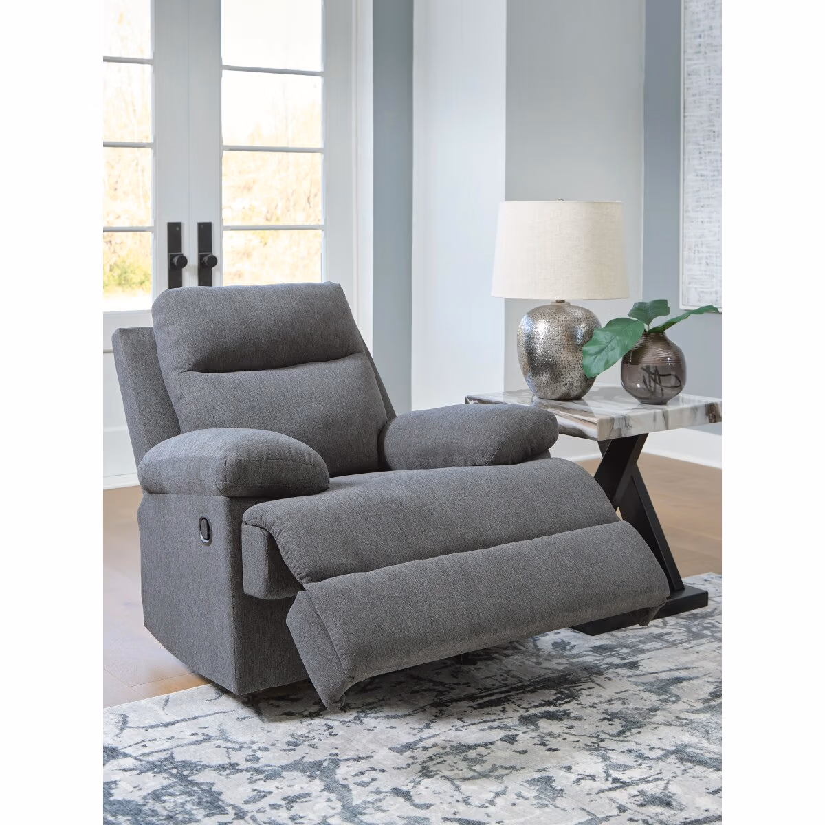 Side-Swipe Recliner - Image 7