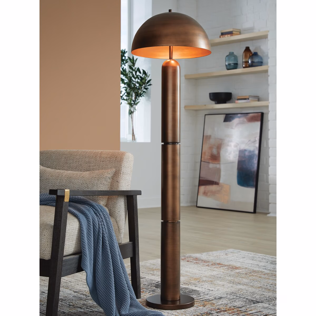 Wendfield Floor Lamp - Image 3