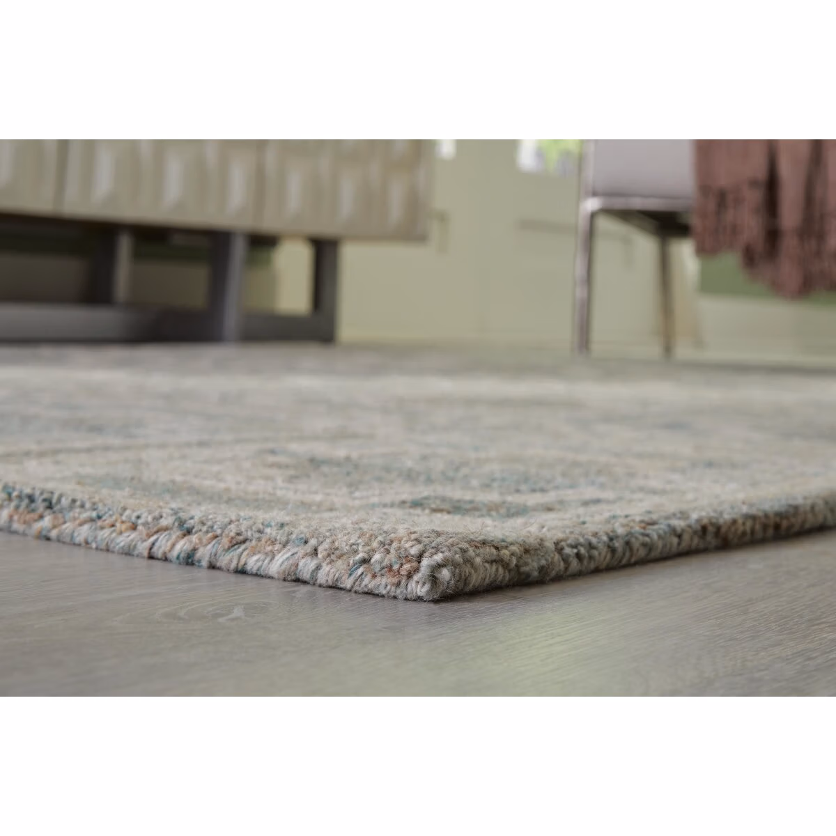 Jossland 5' x 7' Rug - Image 4