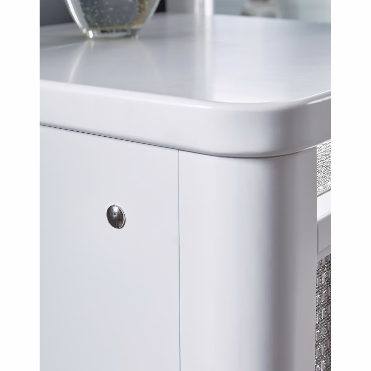Chalanna Vanity with Mirror - Image 10