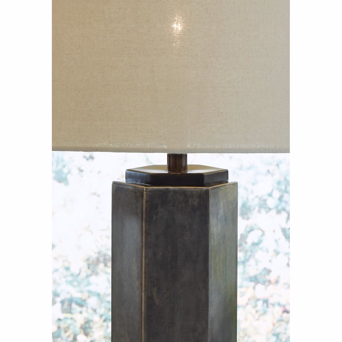 Dirkton Table Lamp - Image 4