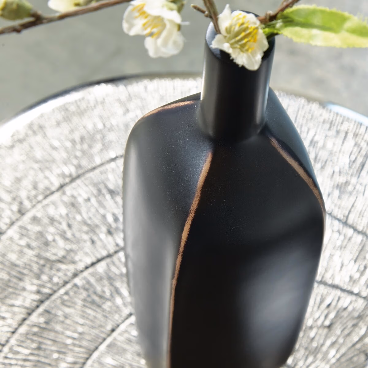 Rhaveney Vase (Set of 3) - Image 5