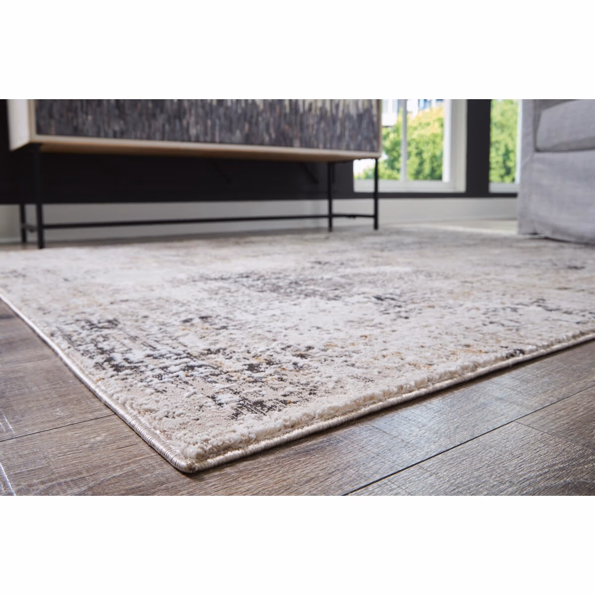 Elaning 8' x 10' Rug - Image 3