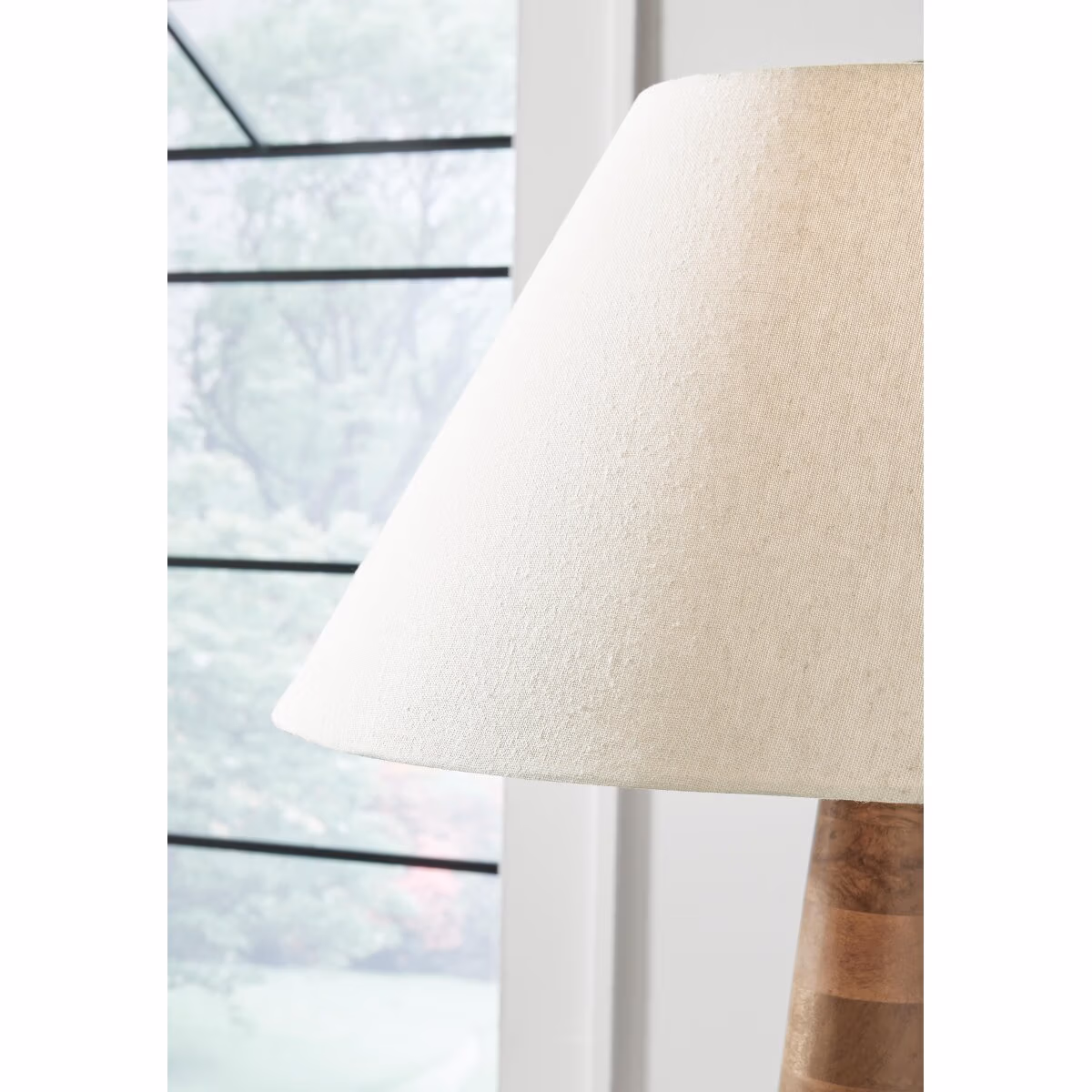 Danset Floor Lamp - Image 4