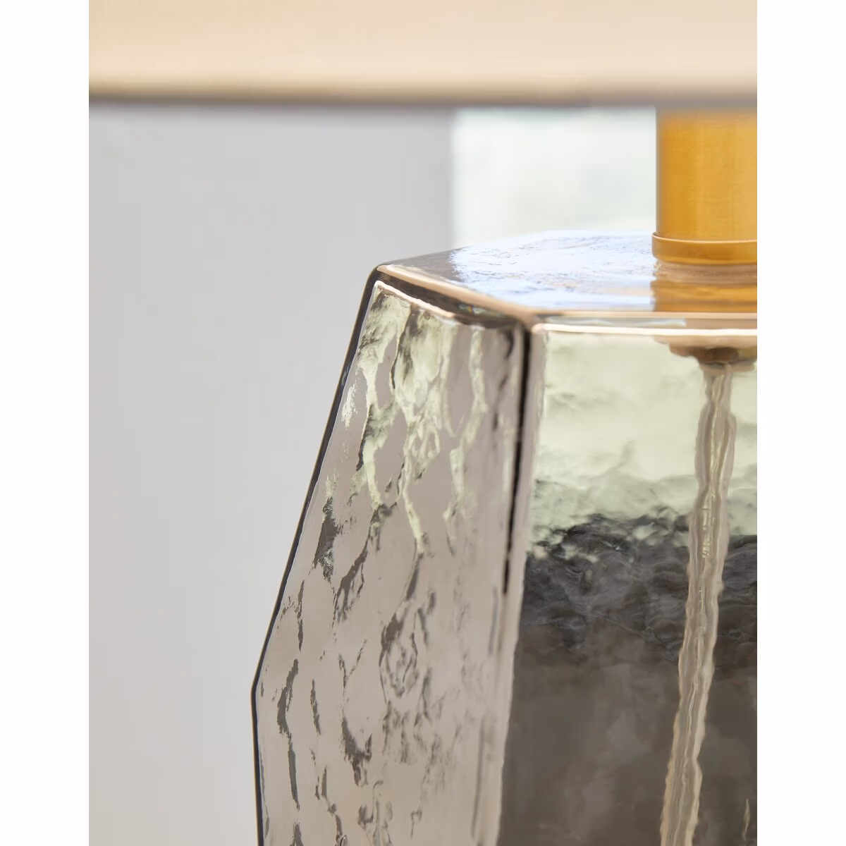 Taylow Table Lamp - Image 5
