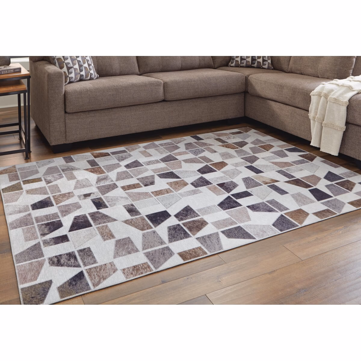 Jettner 5' x 7' Rug - Image 3