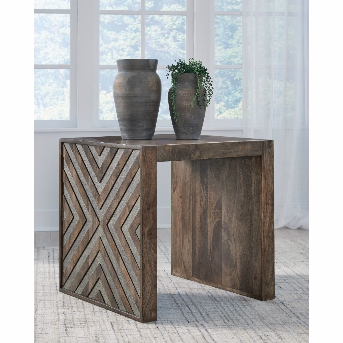 Dreggan End Table - Image 3
