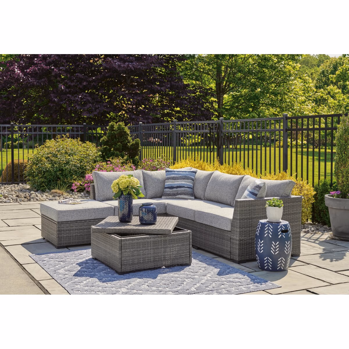 Petal Road Outdoor Loveseat Sectional/Ottoman/Table Set (Set of 4) - Image 7