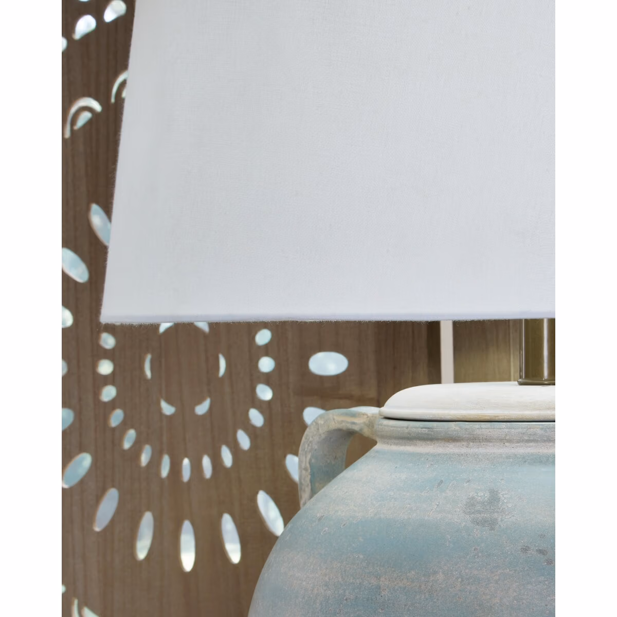 Shawburg Table Lamp - Image 4