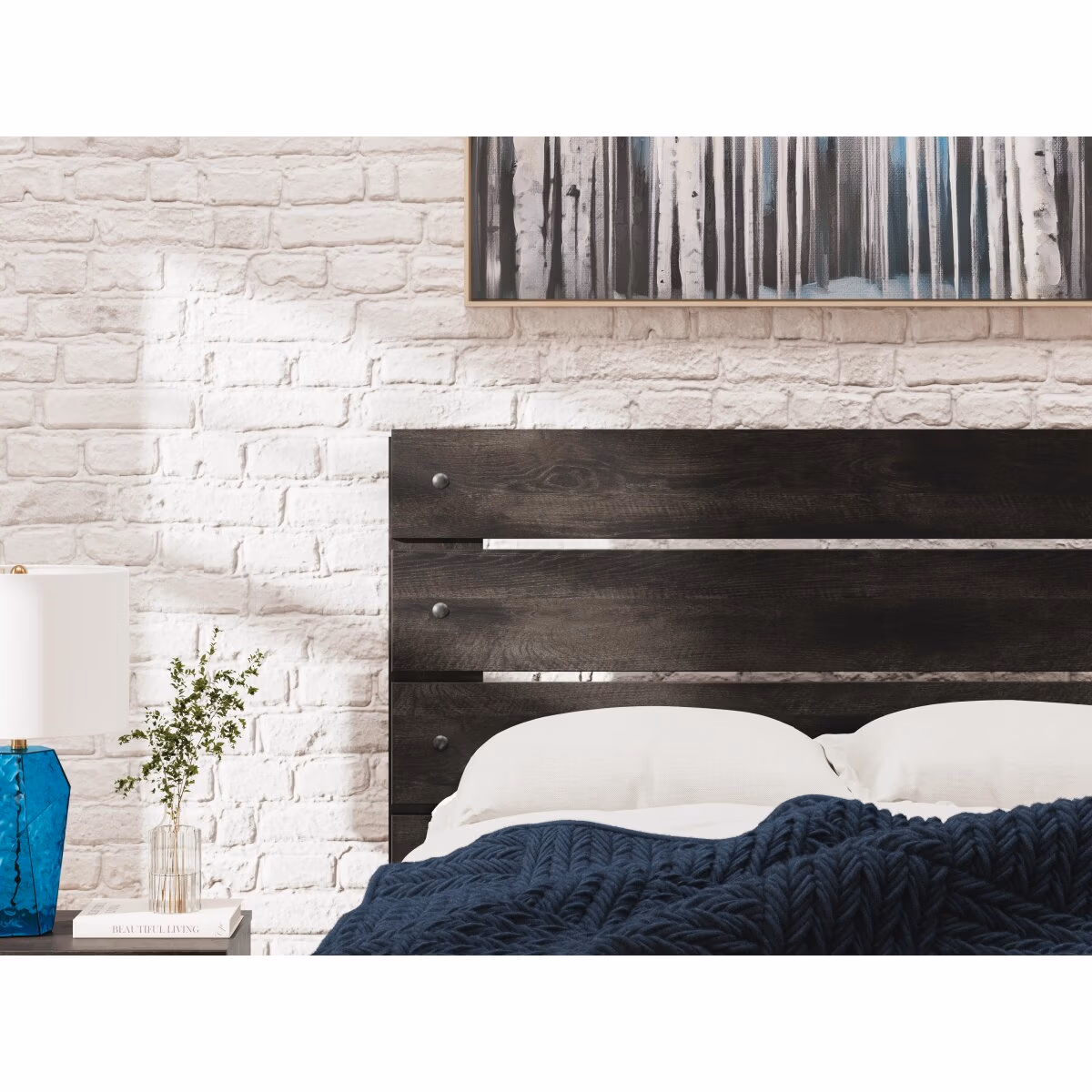Hollivern Twin Panel Bed, Dresser and Mirror - Image 17