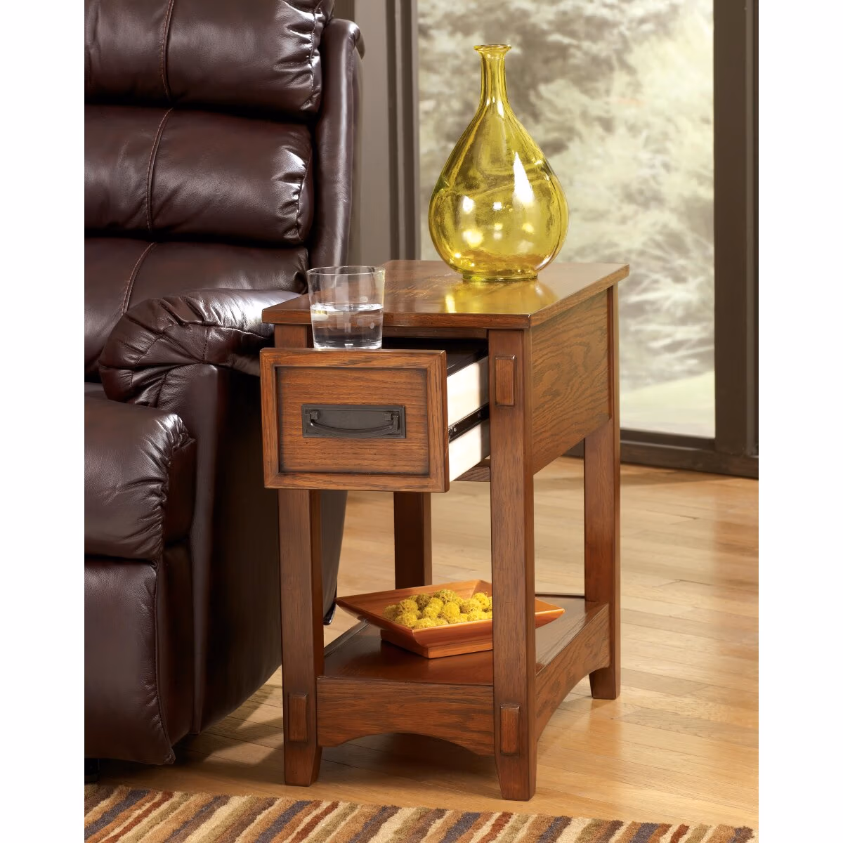 Breegin Chairside End Table - Image 12
