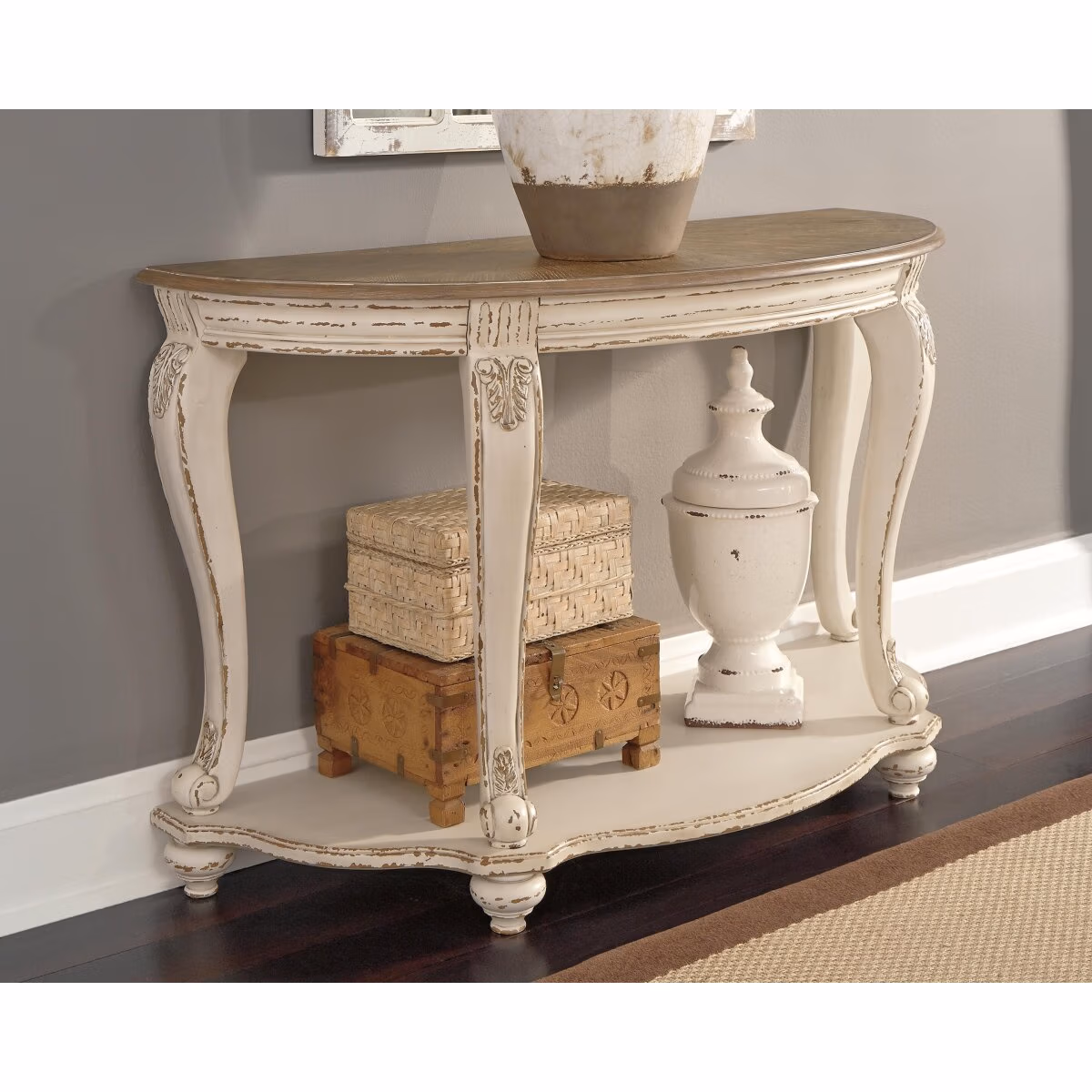 Realyn Sofa Table - Image 3