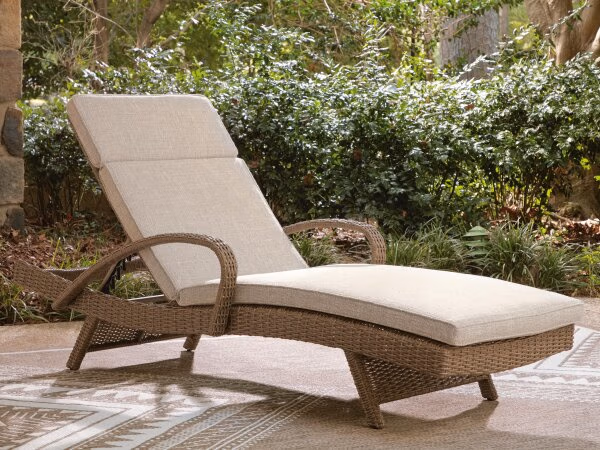 Laguna Heights Chaise Lounge with Cushion - Image 3