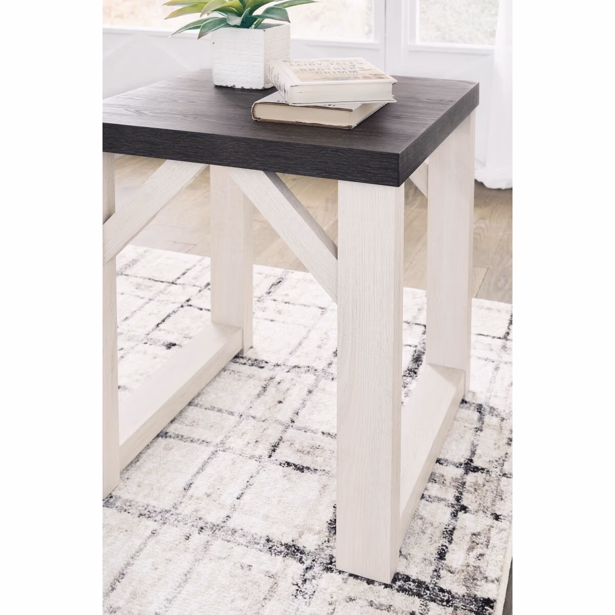 Dorrinson Table (Set of 3) - Image 6