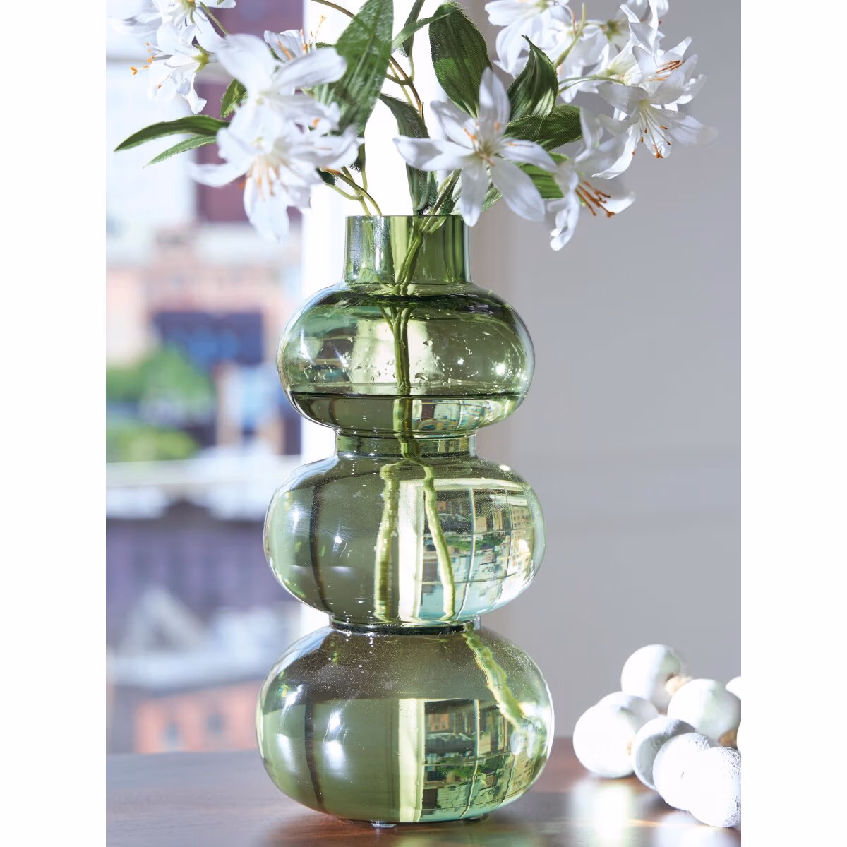 Renethorne Vase - Image 3