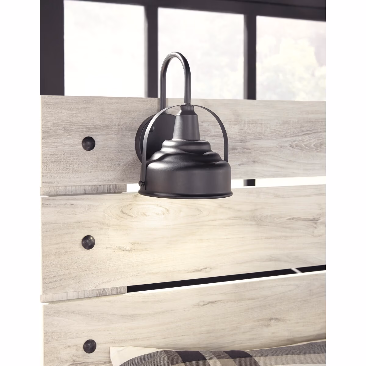 Cambeck Queen Panel Storage Bed - Image 6
