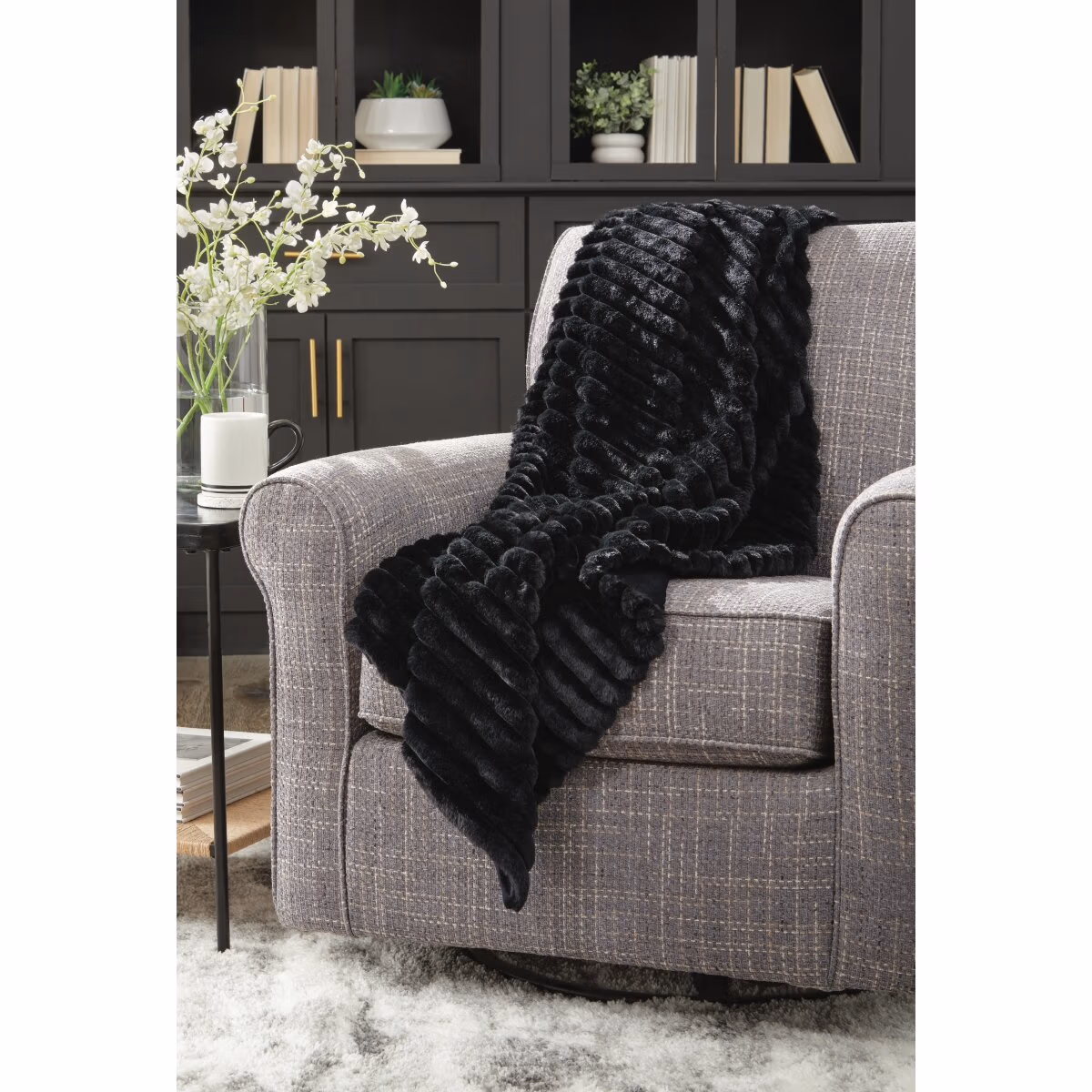 Alsonwell Throw (Set of 3) - Image 3
