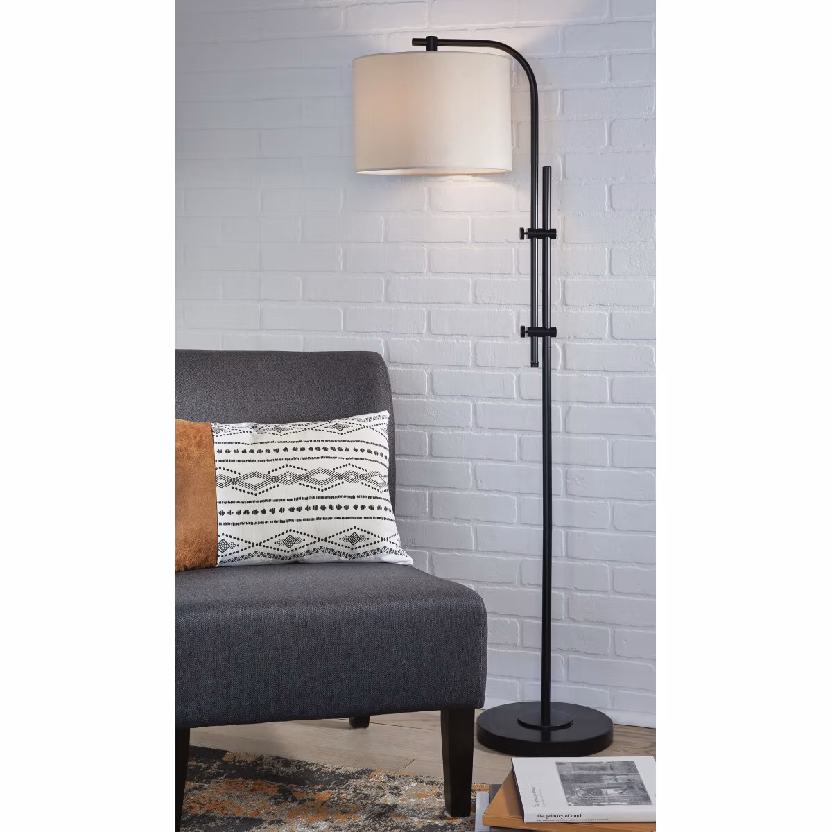Baronvale Floor Lamp - Image 3