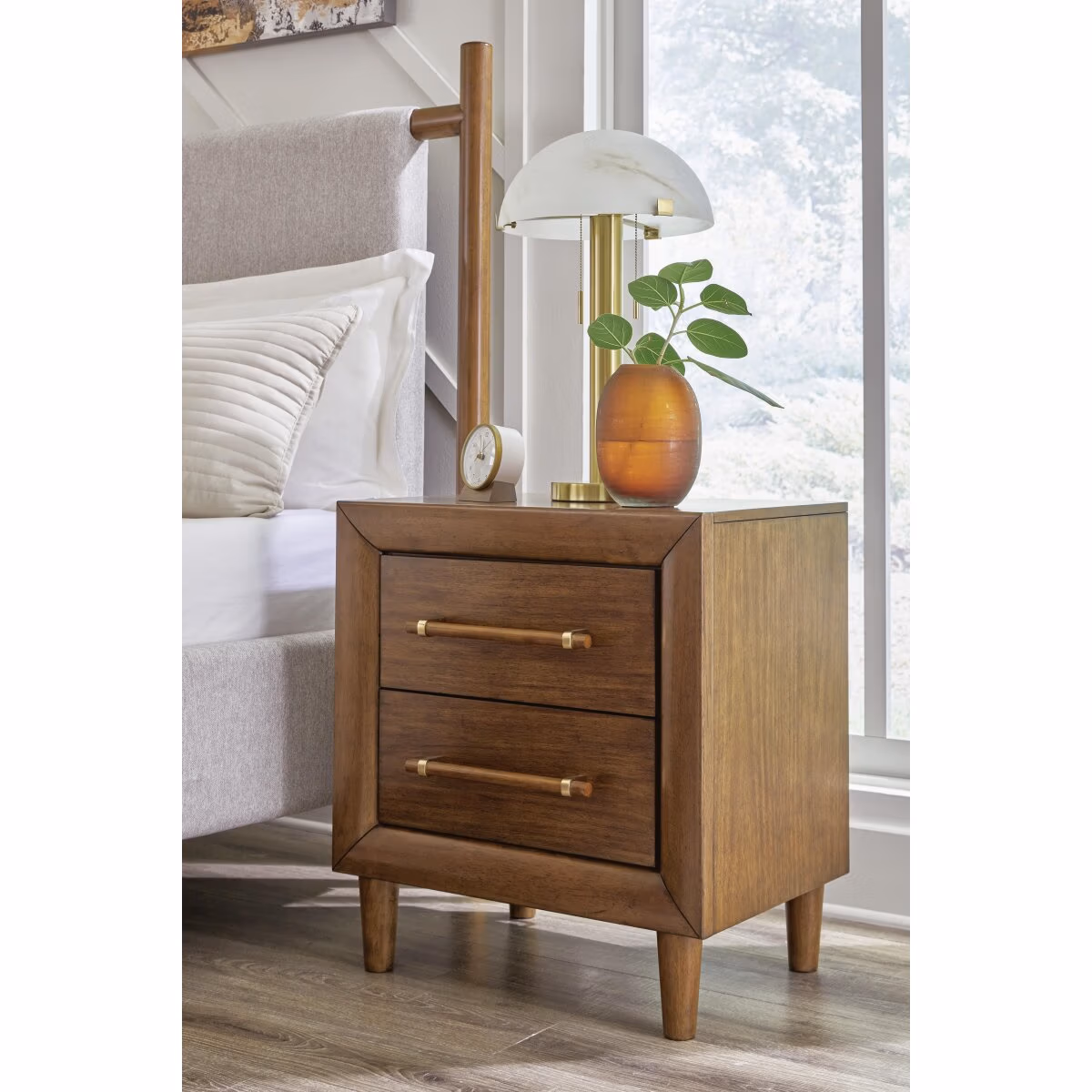 Lyncott Queen Upholstered Bed, Dresser, Mirror and Nightstand - Image 14