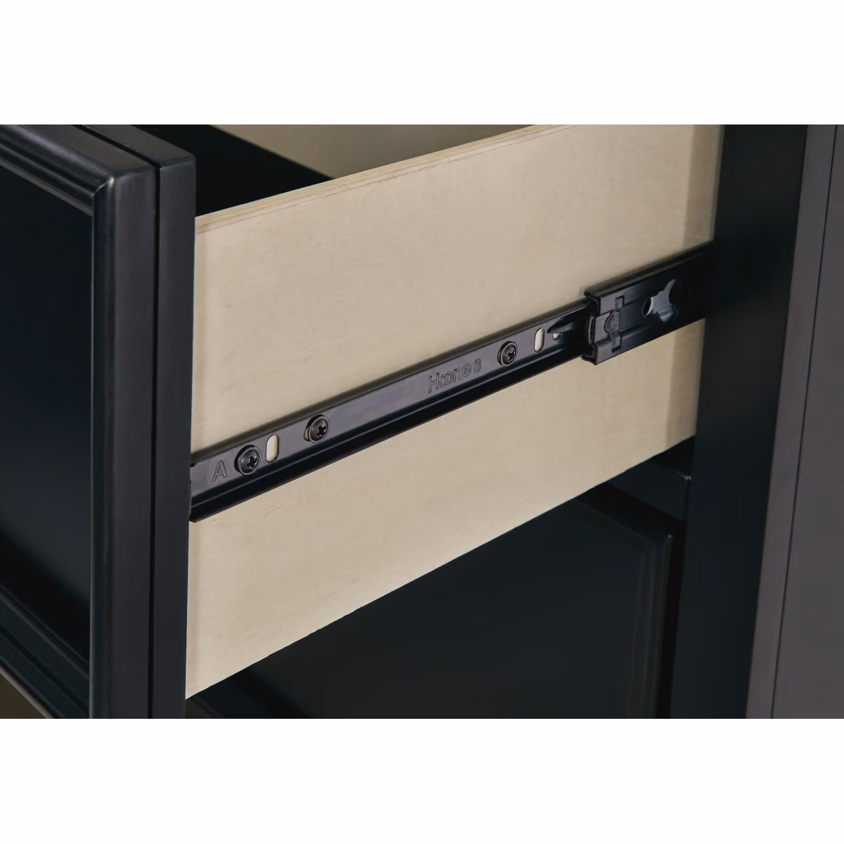 Lanolee Dresser and Mirror - Image 10
