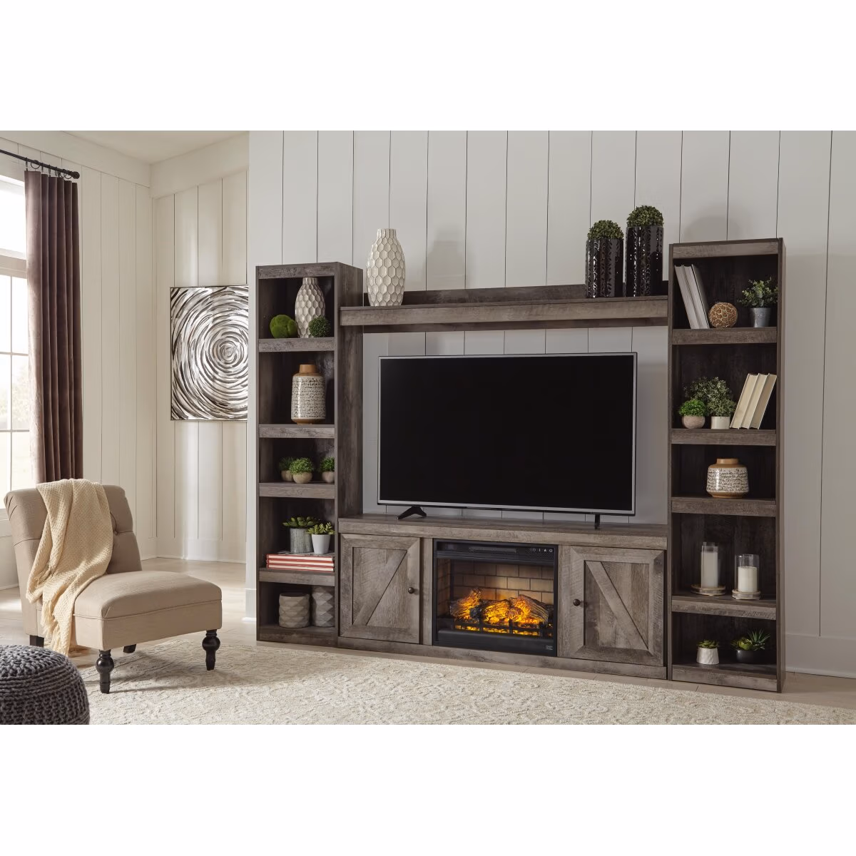 Wynnlow 4-Piece Entertainment Center with Electric Fireplace - Image 2