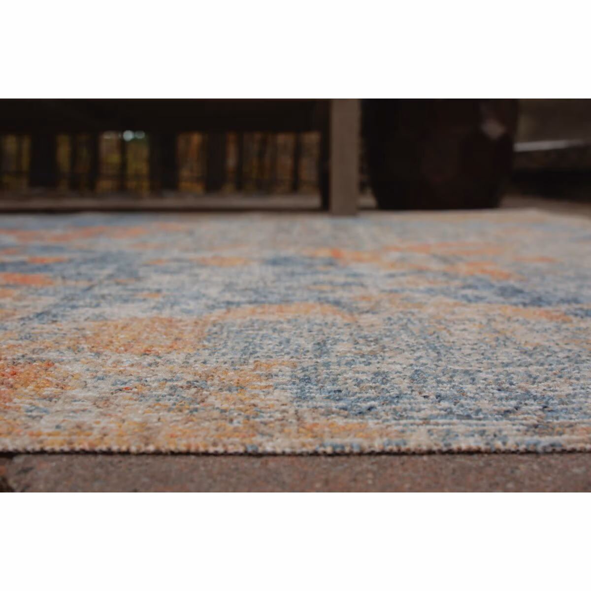 Wraylen 5'3" x 7' Rug - Image 4