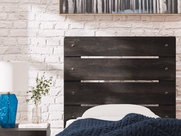 Hollivern Full Panel Bed with Storage - Image 12