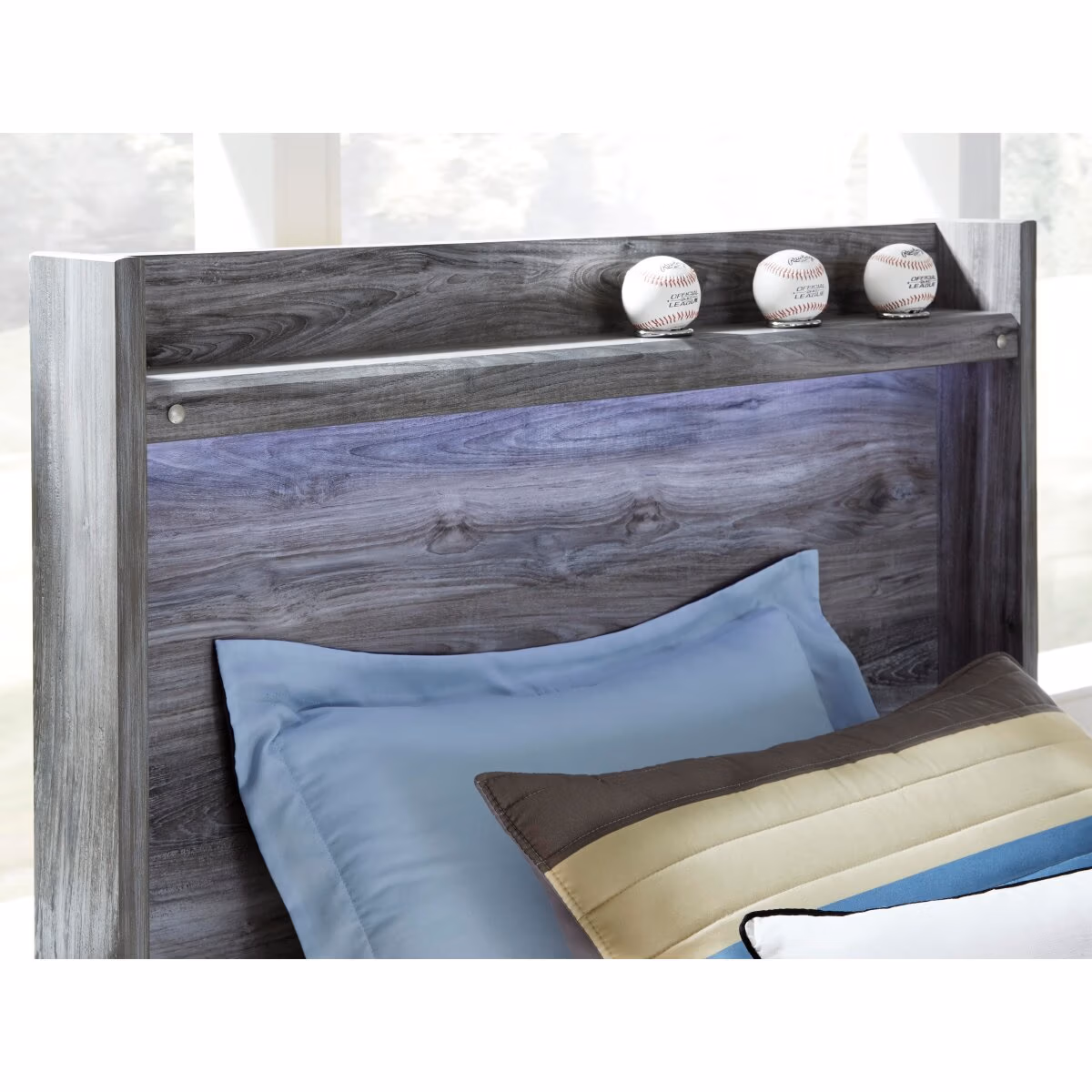 Baystorm Full Panel Bed with 6 Storage Drawers - Image 3