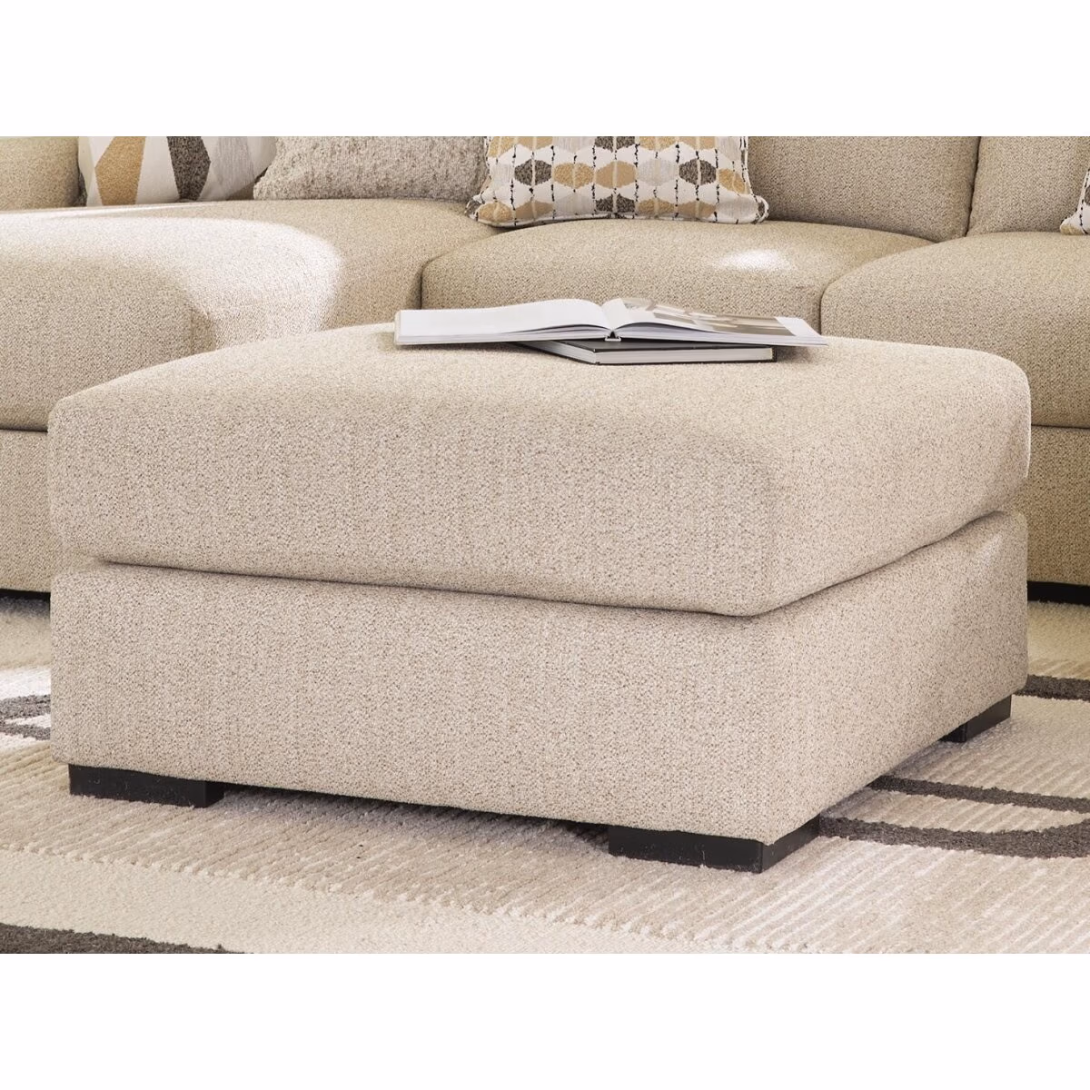 Laurelgrove Oversized Accent Ottoman - Image 3